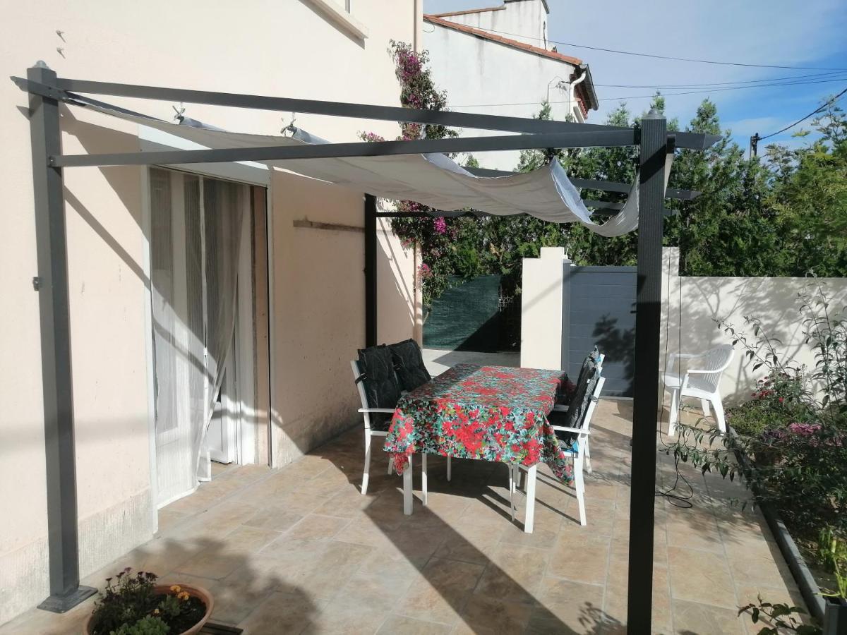 La maison de 6Fran appartement 2 chaleureux et calme ambiance familiale Valros Extérieur photo