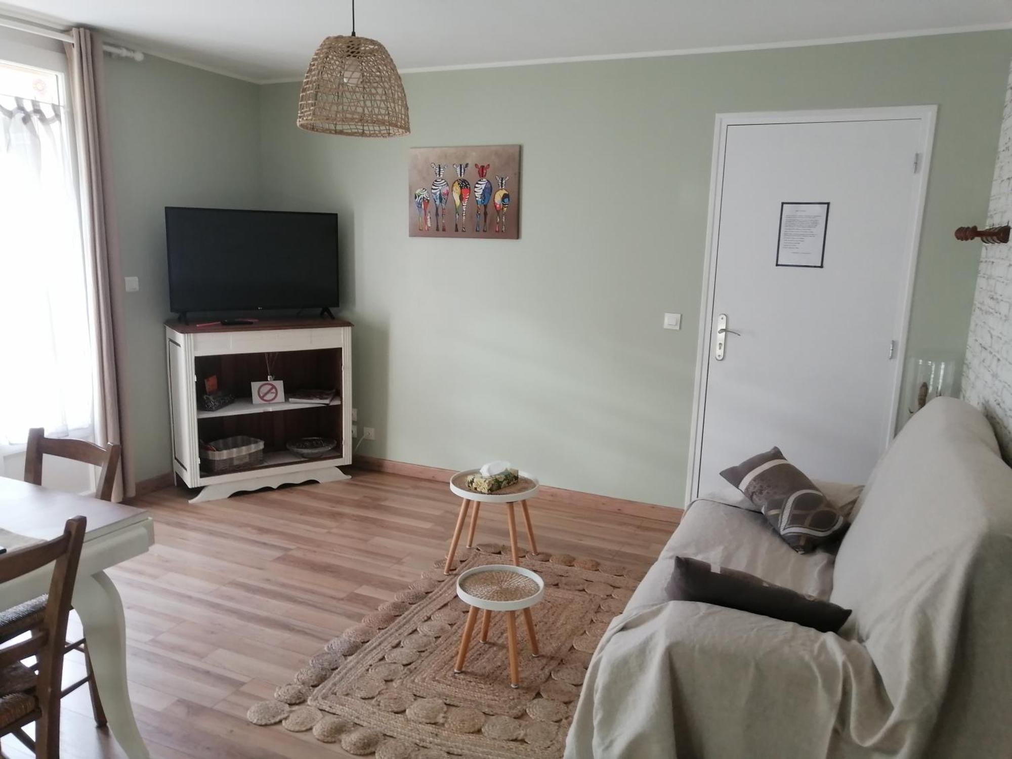 La maison de 6Fran appartement 2 chaleureux et calme ambiance familiale Valros Extérieur photo