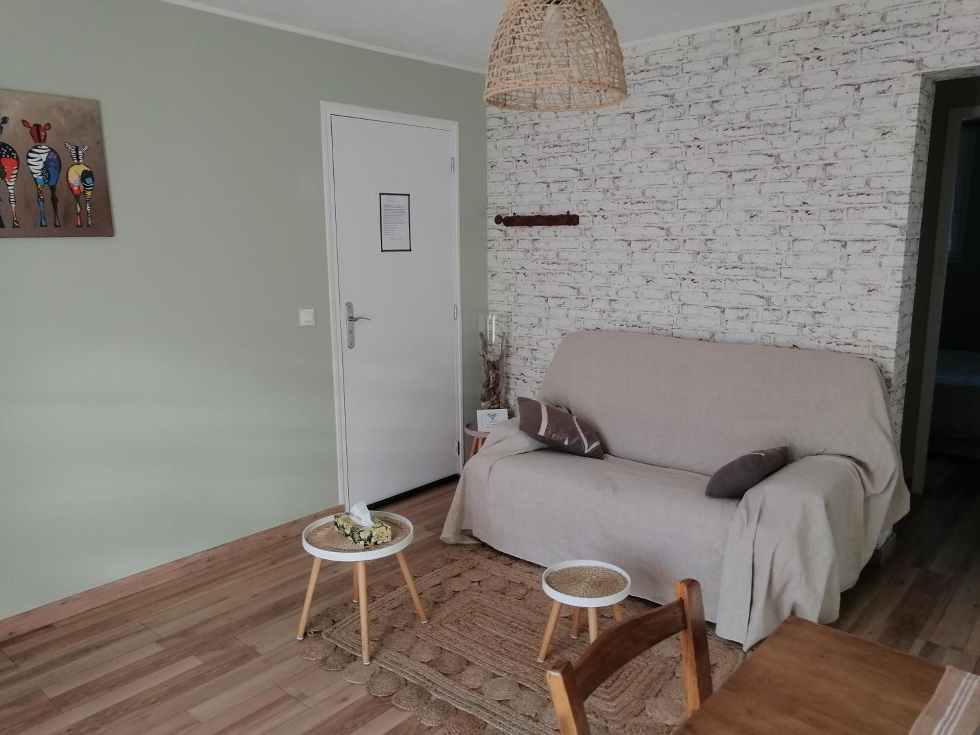 La maison de 6Fran appartement 2 chaleureux et calme ambiance familiale Valros Extérieur photo
